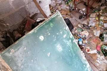 Un inmueble abandonado de La Pardilla, un potencial foco de infección (Foto TA)