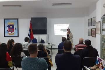 Taller sobre la igualdad en el deporte en la sede de la UD Telde (Foto TA)