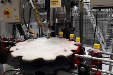 Visita a la fábrica de refrescos Nik y al museo etnográfico de Antonio El virula (Foto TA)