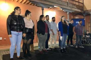 La presentación del colectivo juvenil tuvo lugar anoche en la Casa Condal de San Juan  (Foto TA)