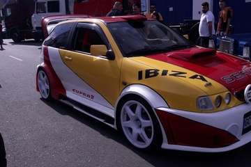 Iniciativa solidaria de recogida de juguetes nuevos de Car Home Services (Foto TA)