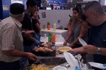 Iniciativa solidaria de recogida de juguetes nuevos de Car Home Services (Foto TA)