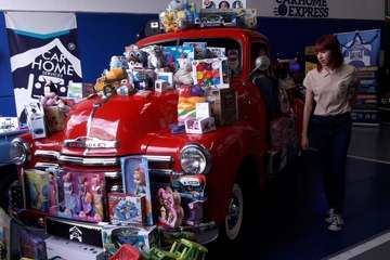 Iniciativa solidaria de recogida de juguetes nuevos de Car Home Services (Foto TA)