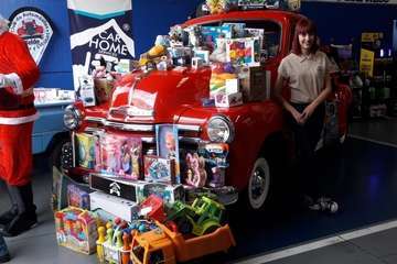 Iniciativa solidaria de recogida de juguetes nuevos de Car Home Services (Foto TA)