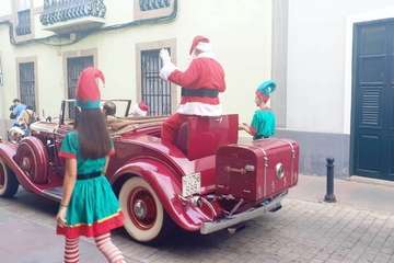  Papá Noel sostiene la magia de la Navidad en Telde (Foto TA)