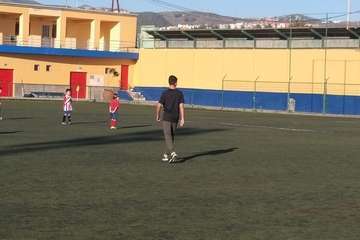 La Liga de Veteranos se vuelca con la campaña 'Ningún niño sin juguete' (Foto TA)