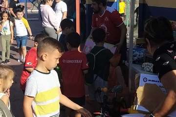 La Liga de Veteranos se vuelca con la campaña 'Ningún niño sin juguete' (Foto TA)