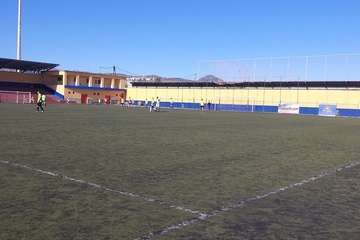 La Liga de Veteranos se vuelca con la campaña 'Ningún niño sin juguete' (Foto TA)