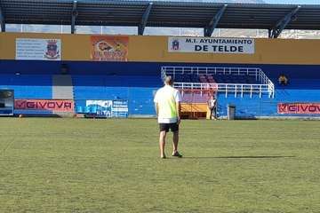 La Liga de Veteranos se vuelca con la campaña 'Ningún niño sin juguete' (Foto TA)