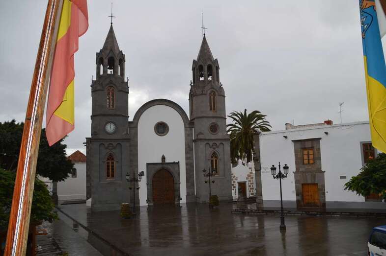 Este lunes al mediodía se oficiará una misa funeral por el alma de Juan Antonio Ibarra en la Basílica de Telde (Foto TA)