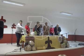 Pregón y homenaje anoche en Tara con motivo de las fiestas en honor de la Virgen de la Candelaria (Foto Carmelo Santana y TA)