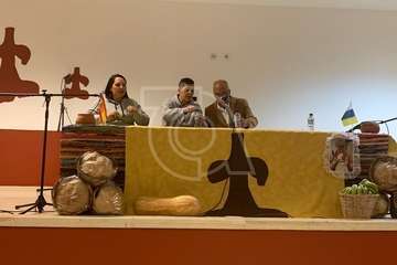 Pregón y homenaje anoche en Tara con motivo de las fiestas en honor de la Virgen de la Candelaria (Foto Carmelo Santana y TA)