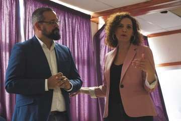 Sara Ramírez clausura en Telde el espectáculo â€˜Frágilâ€™, una iniciativa dirigida a adolescentes (Foto TA)