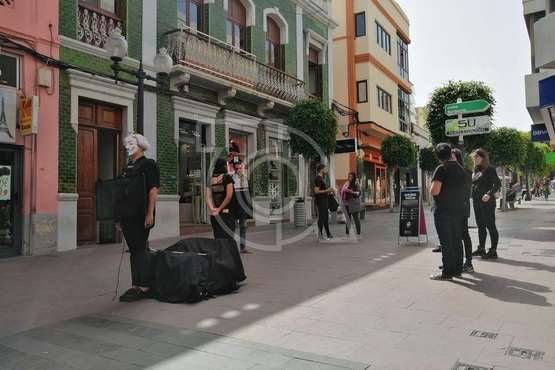  Performance animalista en el casco de Telde (Foto TA)