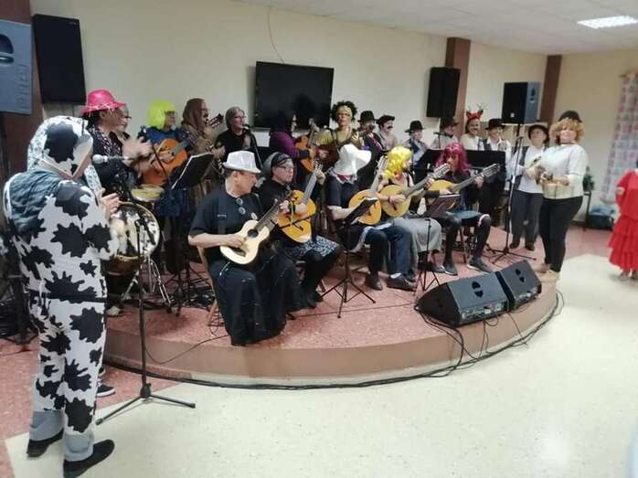 Buchito de Café, uno de los grupos que participará en el baile tradicional de piñatas (foto TA)