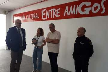 Visita del nuevo delegado del Gobierno en Canarias a las instalaciones de Entre Amigos en el Valle de Jinámar (Foto TA)
