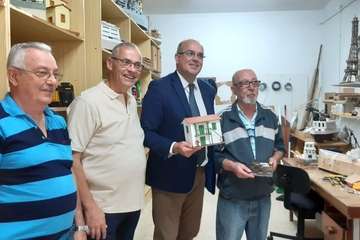 Visita del nuevo delegado del Gobierno en Canarias a las instalaciones de Entre Amigos en el Valle de Jinámar (Foto TA)
