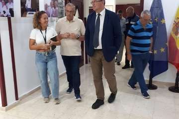 Visita del nuevo delegado del Gobierno en Canarias a las instalaciones de Entre Amigos en el Valle de Jinámar (Foto TA)
