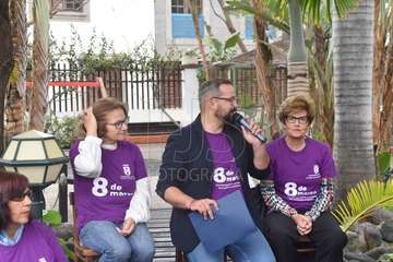 Presentación del programa de actos del Día Internacional de las Mujeres en Telde (Foto TA y FJS)