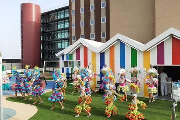 Los Diamantes llena de ritmo carnavalero el Materno Infantil (Foto TA)