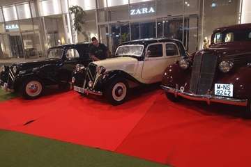 Telde exhibe sus coches clásicos en Alisios (Foto TA)