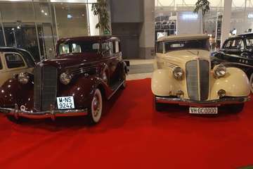 Telde exhibe sus coches clásicos en Alisios (Foto TA)