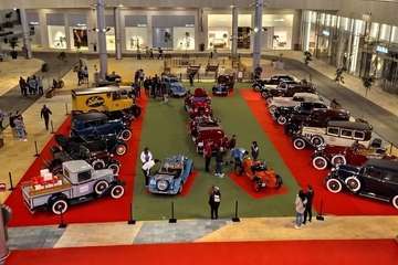 Telde exhibe sus coches clásicos en Alisios (Foto TA)