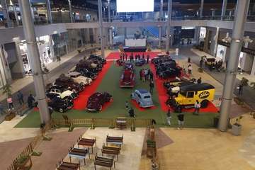 Telde exhibe sus coches clásicos en Alisios (Foto TA)