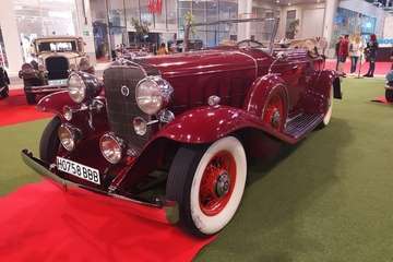 Telde exhibe sus coches clásicos en Alisios (Foto TA)