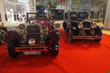 Telde exhibe sus coches clásicos en Alisios (Foto TA)