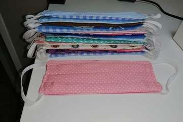 Mascarillas confeccionadas por Tita Rodríguez en Melenara (Foto TA)