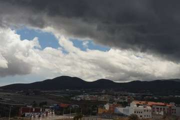 Tarde lluviosa en Telde (Foto Jesús Ruiz Mesa)