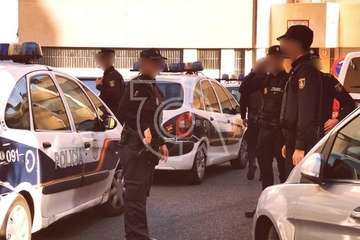 Clavellinas se vuelca con la Policía Nacional (Foto TA)