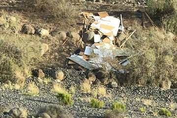 Escombros y basura en el cauce del Barranco Real de Telde (Foto TA)