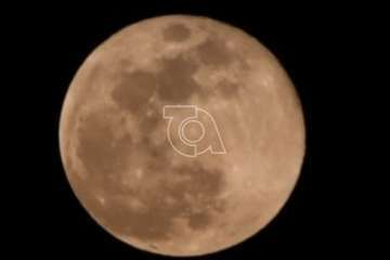 La ‘superluna de las flores’ vista desde Telde (Foto Antonio Alí)