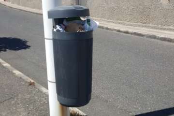  La limpieza brilla por su ausencia en el entorno de la playa de Los Palos, en La Garita (Foto TA)