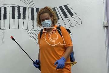 La sociedad cultural El Tabaibal desinfecta sus instalaciones de cara a su reapertura (Foto TA)