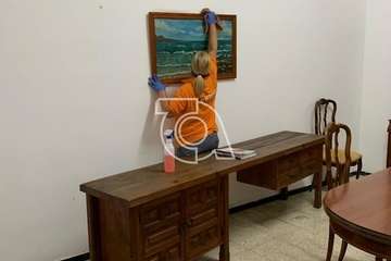 La sociedad cultural El Tabaibal desinfecta sus instalaciones de cara a su reapertura (Foto TA)