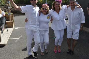 Fiesta sorpresa de cumpleaños de Auxi Monzón (Foto TA)