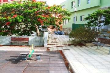 San Antonio reclama la limpieza del parque de la calle Tormento (Foto TA)