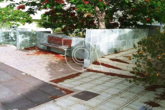 San Antonio reclama la limpieza del parque de la calle Tormento (Foto TA)