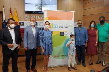 El Cabildo y la Escuela de Verseadores de Gran Canaria presentan los 21 vídeos grabados con niños en todos los municipios de la isla/Acfi Press.