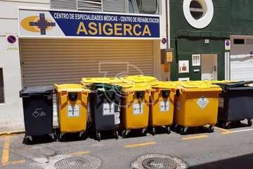 Depósitos en la vía pública para el vertido de sustancias infecciosa/TA.