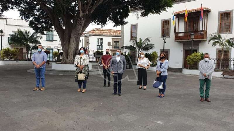 Imagen de la concentración en la plaza de San Juan/TA.