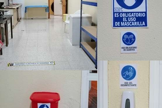 Jazael Quevedo ultima el montaje de su cocina solidaria en el Valle de los Nueve Bajo/TA.