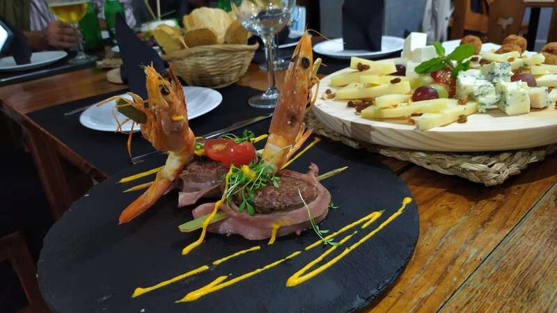 Platos que ofrecerá la renovada cantina de El Casino de Telde/TA.