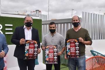 Tutto Durán estuvo el pasado martes en Telde en la presentación del proyecto para dinamizar la zona comercial abierta de Los Llanos/Francisco Javier Santana y TA.