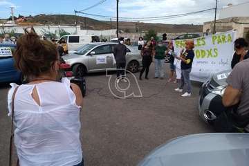  Concentración en Telde por los derechos de los inmigrantes bajo el lema 'Papeles para tod@s'/TA.