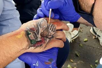 El proyecto de Aarón Martín en las manos de cuatro teldenses/TA y Aarón Martín.