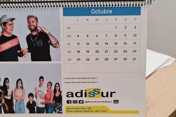 Artistas y deportistas de Telde prestan su imagen para el calendario benéfico de Adissur/TA.